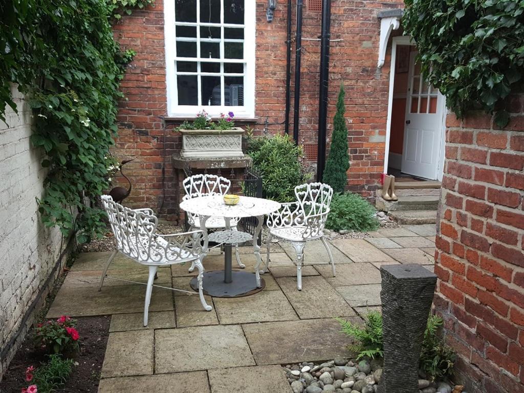 The Red House Grantham Exterior foto